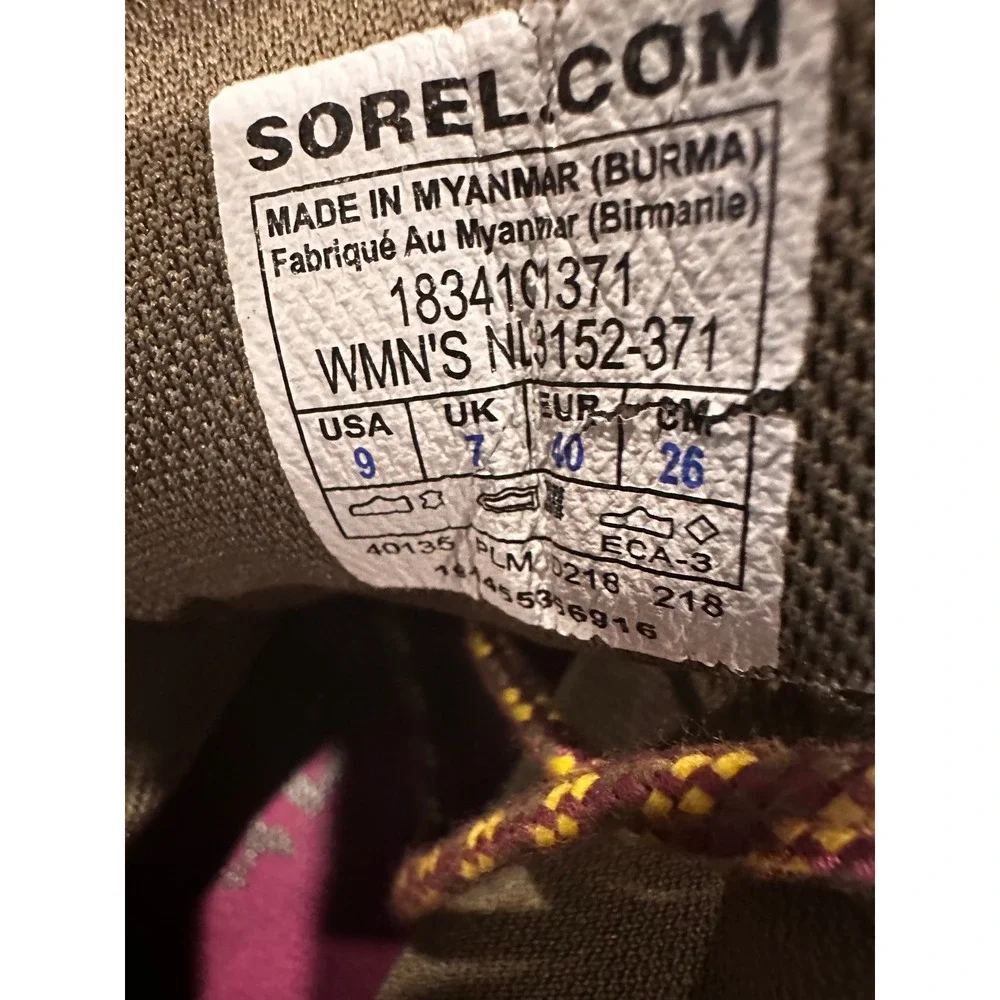 Sorel Out N About Plus Conquest Olive Green Waterproof Boots NL3152-371 Womens 9